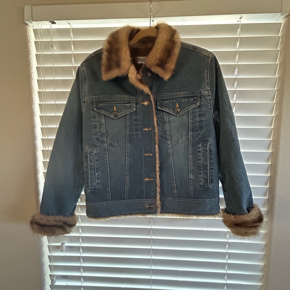 Marvin Richards Blue Denim Jacket with Brown Faux Fur Trim, size Small, EUC
